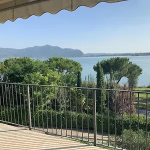 https://appartamento-vista-lago-a-sarnico.it-lombardy.com